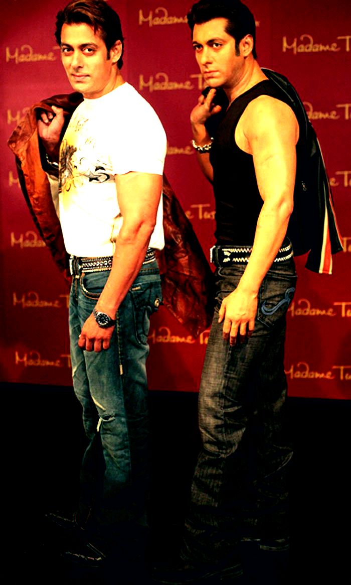 Madame Tussauds, indian wax Museum, Bollywood celebrities, AISHWARYA RAI, AMITABH BACHCHAN, HRITHIK ROSHAN, KAREENA KAPOOR, MADHURI DIXIT, SALMAN KHAN, SHAHRUKH KHAN, Madame Tussauds india, Bollywood, asian tussauds museum, actor wax statue